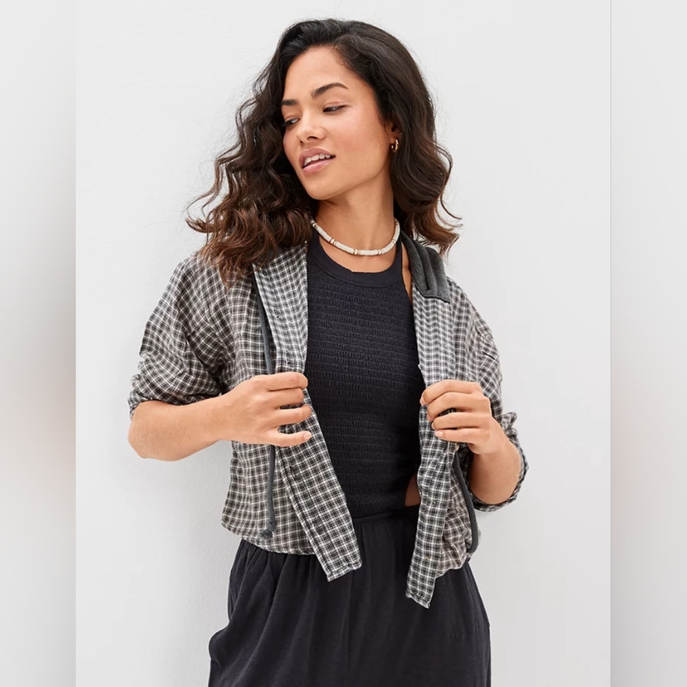 NWT • American EAGLE • AE Cropped Flannel Shirt Hoodie